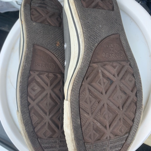 Converse - Picture 2 of 2